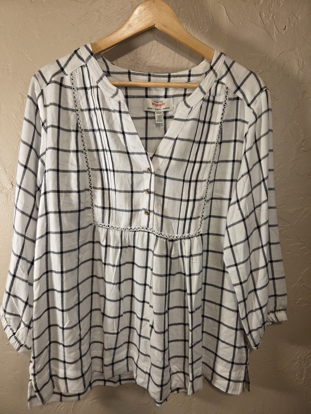 Wrangler Women’s Medium White Plaid Western Cotton Tunic Top